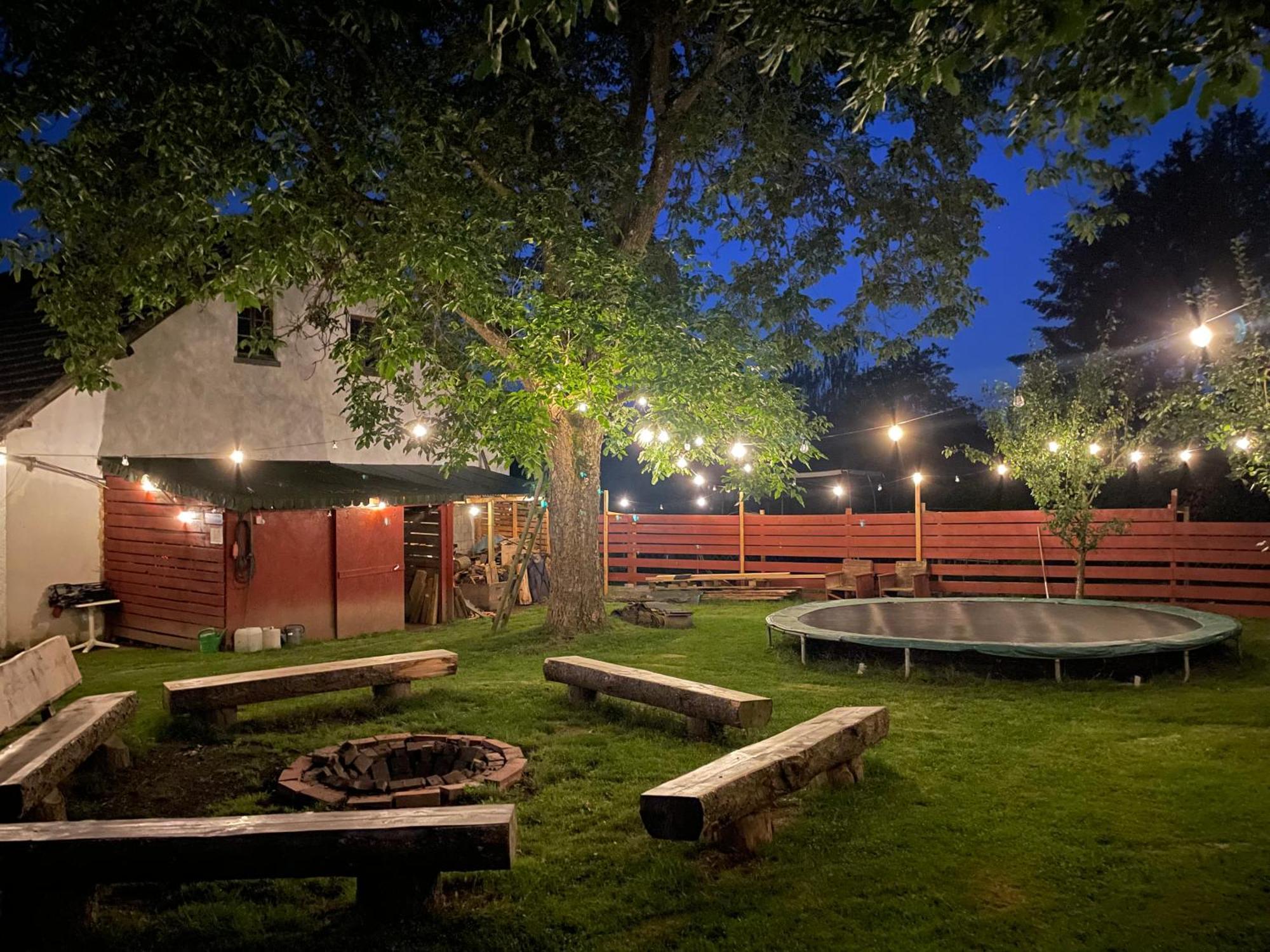 Ferienhaus Backesgarten Fuer 22 Personen Neichen エクステリア 写真